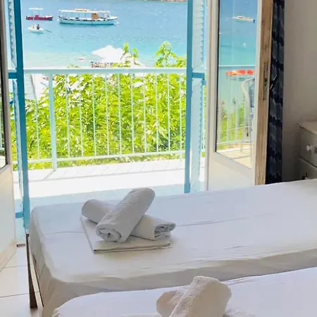 Barbaressa Hotel Tolo